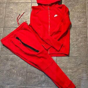Nike tech fleece(old season)